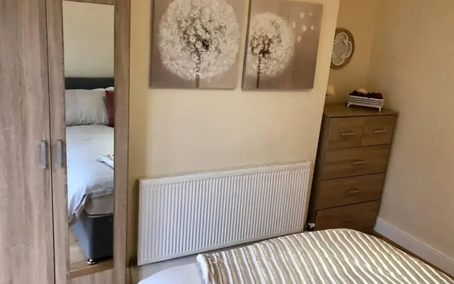 Lux Apartments 3 Bedroom House Eton