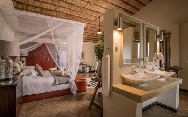 Karongwe Portfolio - Becks Safari Lodge