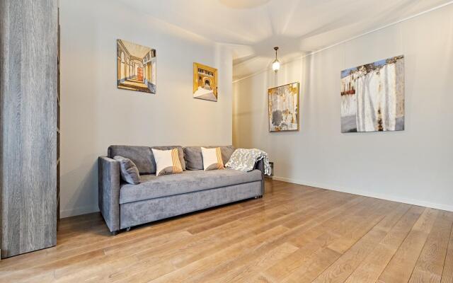 Критик Отдыхает Апартаменты на Итальянской