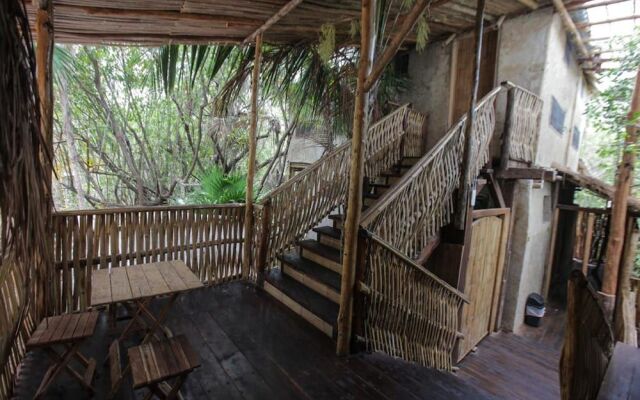 Hostel Bambu Gran Palas