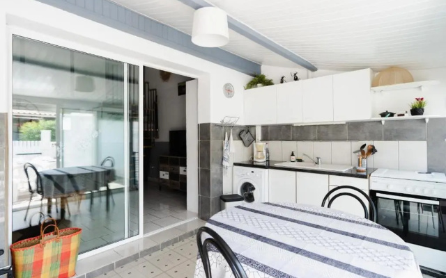 RB43-3 Pavillon climatisé pour 5 personnes GRUISSAN AYGUADES