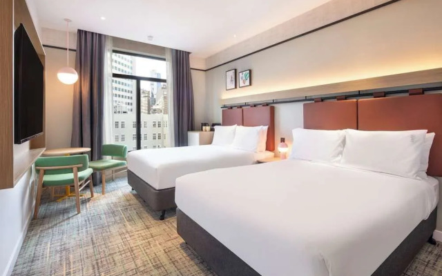 Holiday Inn Melbourne Bourke Street Mall by IHG