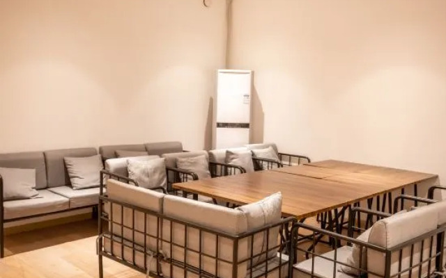 Dali Mermaid Hou Hai Feast Seascape Hotel