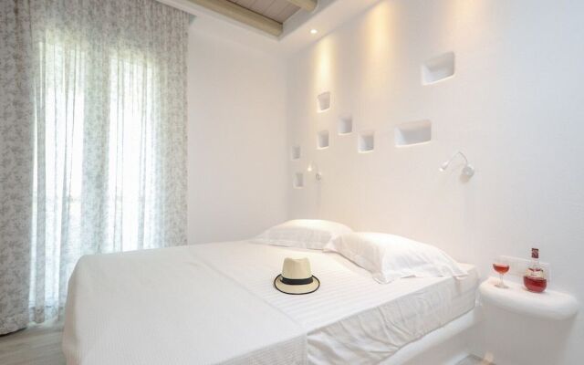 Naxian Spirit Suites & Apartments
