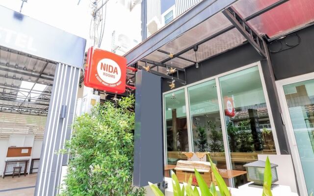 NIDA Rooms Wat Ket 46 Temple