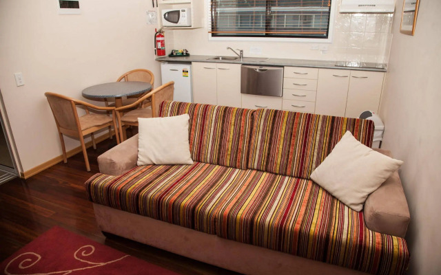 Eastgate on the Range Motel