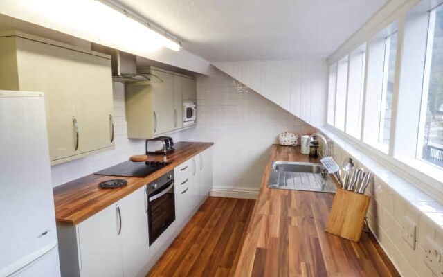 Station Flat