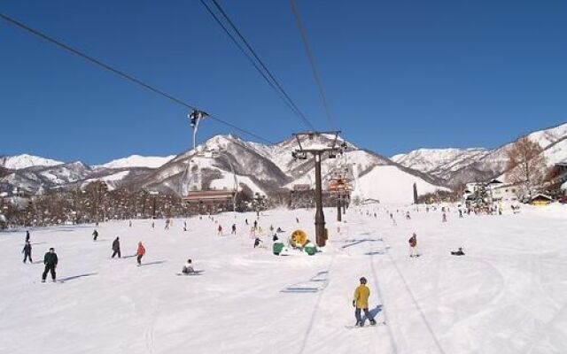 Hakuba Tsugaike Ski Slope Side Espoir Misawa