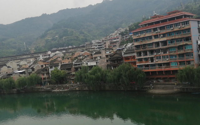 Zhenyuan Mingcheng Hotel
