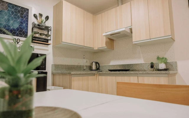 Tropical Bliss in the Metro