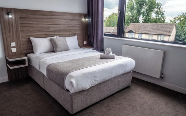 Sky Nights Hotel London Heathrow