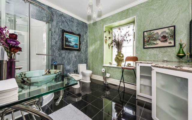 CastleView Inn by Elevate Rooms