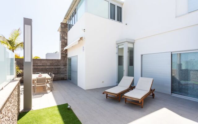 Luxury Villa BKM in Playa del Duque