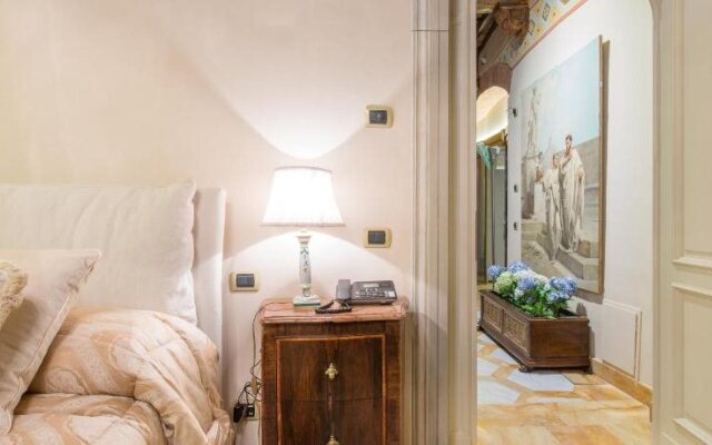 15 Santori Luxury Home