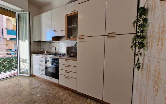 3 Locali - 600 metri dal Mare - Free Parking