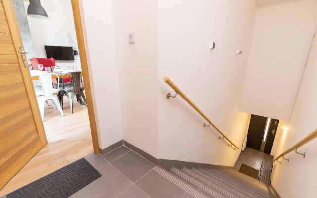 Prestige Golden View Wellness Apartments