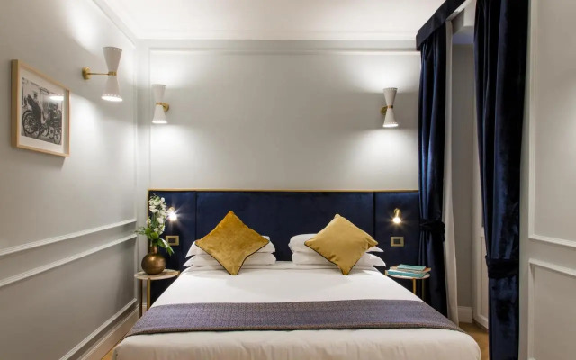 Tree Charme Parliament Suites