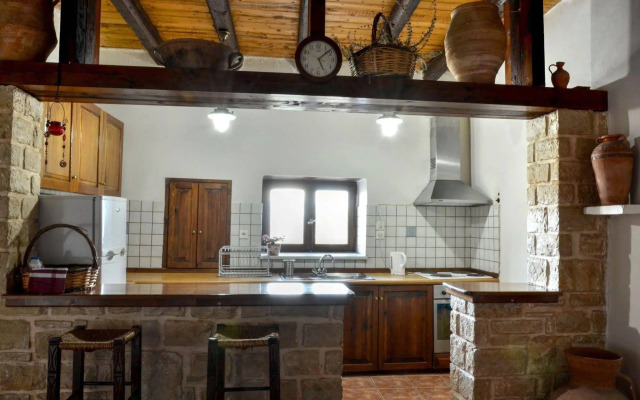 Anna-Malai Traditional Cretan Villa