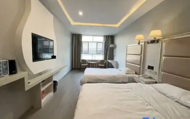Urumqi Tianhe Hotel (Northwest Road Store)