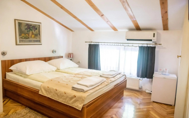 Hotel Herc
