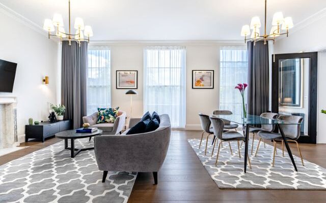 Lincolns Inn Apartments, London