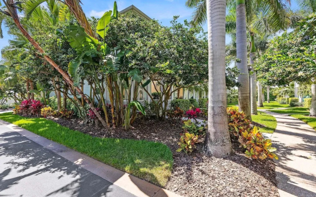 Outriggers 18- Happy Daze