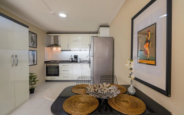 Missafir Chic Flat Near Hadrian s Gate