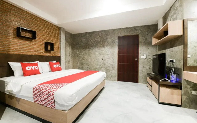OYO 347 Southside Residence
