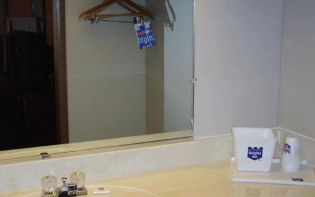 Budgetel Inn & Suites