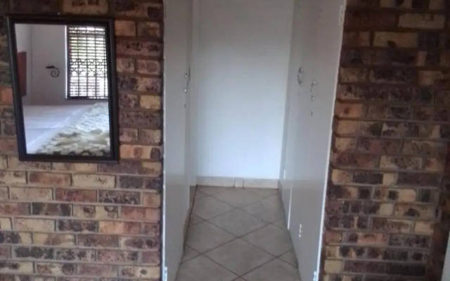 497 on west ave guest house