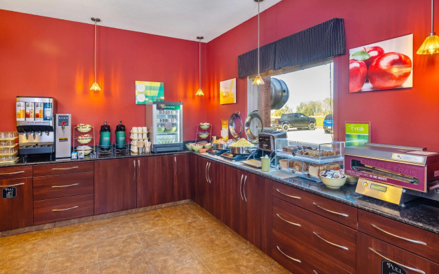 Quality Inn & Suites