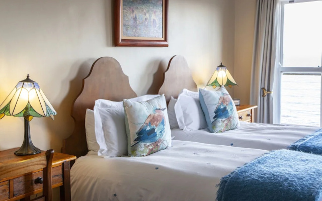 Moonglow Guest House