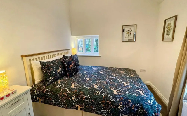 Charming 2-bed Lodge in Dorchester