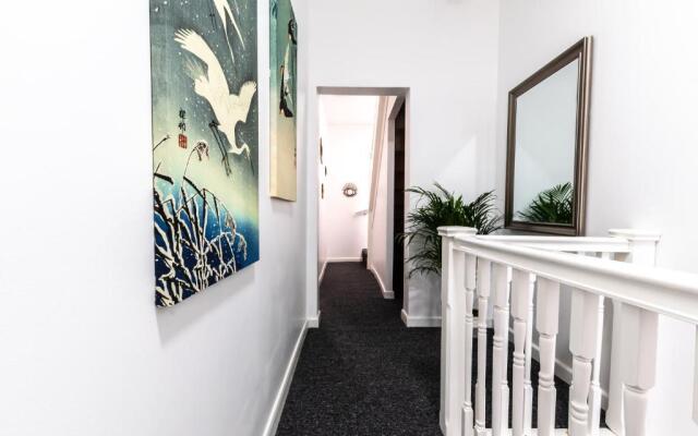 Tanzanite - 5 Bedroom House / Sleeps 10