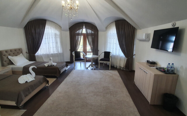 Wine Garden Family Complex