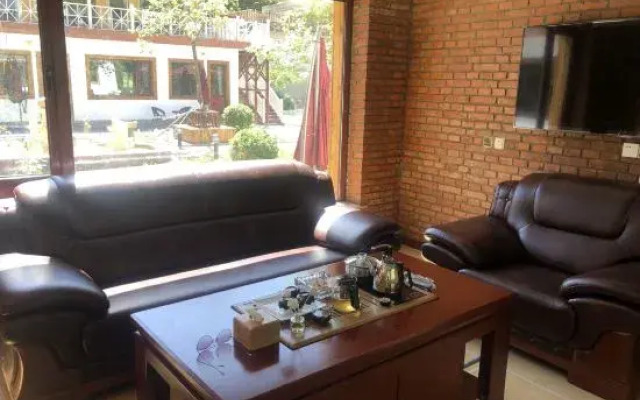 Beijing Jiangnanyi Homestay(Qinglianggu Scenic Area)