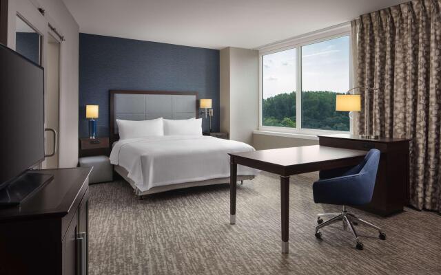 Homewood Suites by Hilton Teaneck Glenpointe