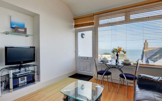 Apartment Portuan Pomaia 39085