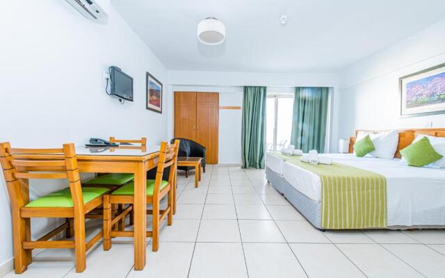 Golden Star Beach Hotel