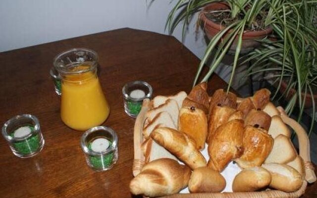 Crezilles Hotes