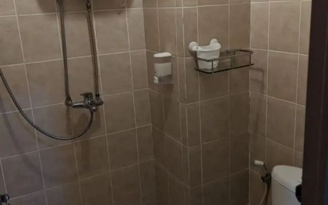 Pinewood Apartment by Vial