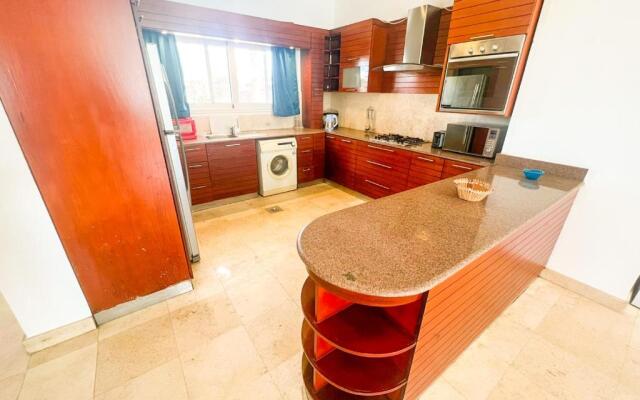 Luxury 4 bedroom villa with a heated pool