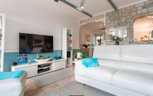 Ariel's Rest Self-catering - 4 Bedroom Luxury Home