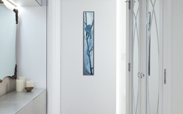 1111 Richards - 1407