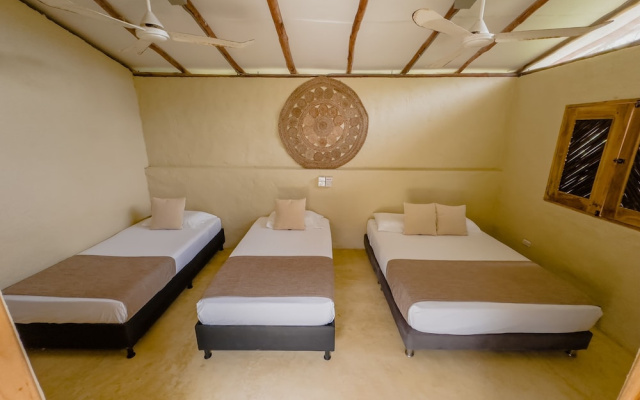 Makai Beach Hostel