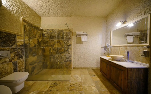 Vezir Cave Suites