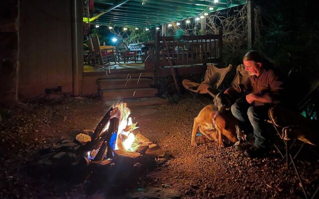 Bear Creek Lodge and Cabins in Helen Ga - Pet Friendly, River on Property, Walking Distance to downtown Helen