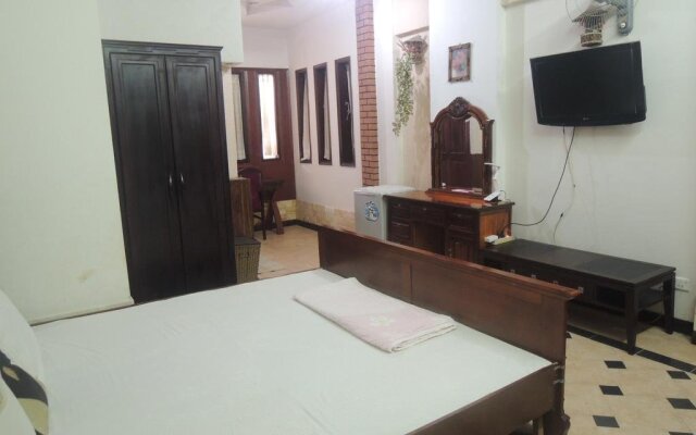 Ngoc Quynh Hotel