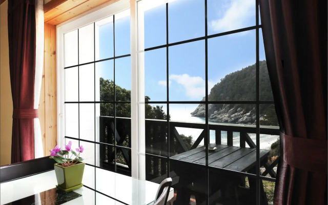 Geoje Floria Pension