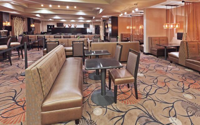 Holiday Inn Hotel & Suites Tulsa South by IHG